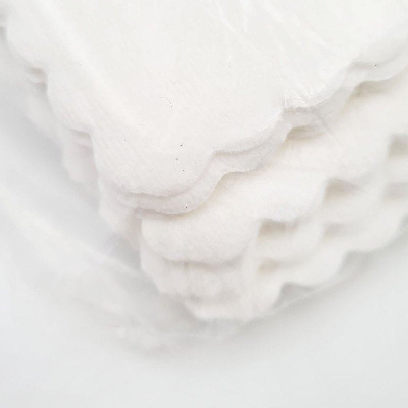 Ręcznik kosmetyczny Ewa biały z włókniny 20cm x 47cm do zmycia twarzy 50szt