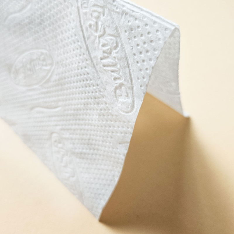 Ekologiczny ręcznik papierowy w listkach krótki 21x21cm składany typu ZZ V-FOLD 3000szt biały 2 warstwy 4op